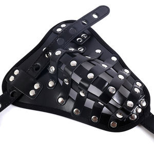 Cinturón de castidad de cuero para hombre con candado, ropa interior masculina para juegos románticos. - Product Image 4