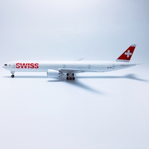 47cm 1/158 Ornement décoratif de B777-300er à commande vocale à LED à commande vocale Swiss Airlines - Product Image 1