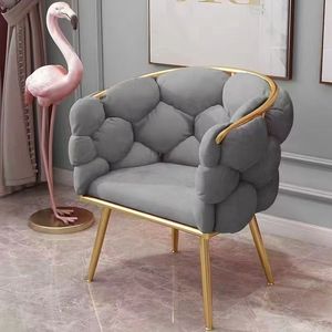 Ensemble de canapés d'appoint de luxe en velours doré, style nordique moderne, avec élément métallique élégant, pour salons et salles d'attente - Product Image 1