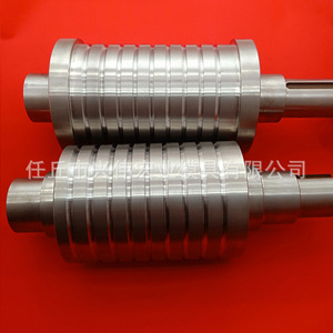 Rodillos de presión de carburo cementado de tungsteno-cobalto para laminadores, hechos a medida con conductores de calor y ranuras cuadradas y rectangulares - Product Image 1