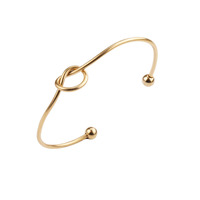 BM Bracelet de noeud de coeur en acier inoxydable écologique pour les femmes Accessoire de mode de placage sous vide non terni