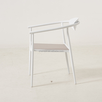 Nouveau design de mobilier de jardin Fauteuil-Patio Chaise empilable en métal pour la maison Café Salle à manger