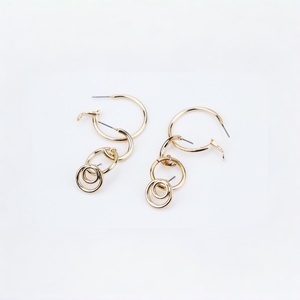 Orecchini a Cerchio Stratificati Color Oro, Gioielli Pendenti a Doppio Cerchio per Donna, Ideali per Feste - Product Image 1