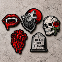 Patchs brodés gothiques APEX, patchs personnalisés avec logo de marque, motif corbeau, chauve-souris, araignée, patchs brodés thermocollants haute densité
