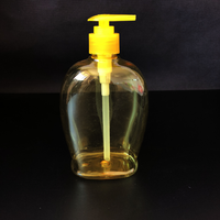 Flacon de désinfectant pour les mains en plastique de 500 ml avec pulvérisateur à pompe en stock