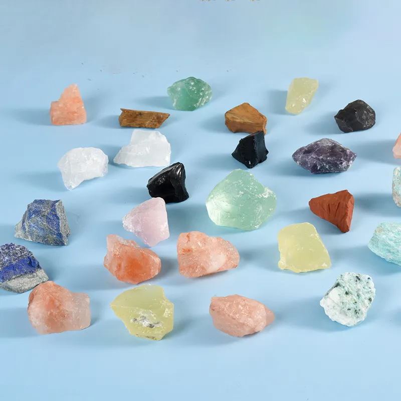 Pietre grezze naturali all'ingrosso pietra di cristallo di quarzo e cristalli pietre curative cristallo grezzo