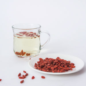 Bayas de Goji Secas de Primera Calidad, Superalimento Natural Rico en Nutrientes para la Salud y el Bienestar - Product Image 1