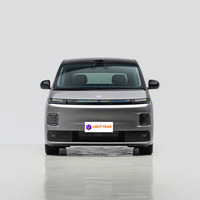 Leapmotor D99 Tendance : Monospace Familial Haute Performance à Grande Autonomie pour Toutes Situations