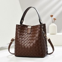 Sac seau décontracté texturé tissé tendance bohème pour femme, avec fermeture magnétique en PU, collection Printemps-Été