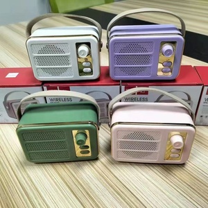 Altavoz Bluetooth Portátil Retro <span class=keywords><strong>K3</strong></span> con Luces LED RGB, Mini Altavoz Inalámbrico con Batería, Subwoofer Estéreo para Fiestas al Aire Libre, Música para el Hogar - Product Image 6
