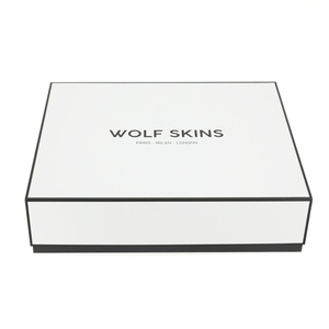 แฟชั่นหรูหราแบบกําหนดเองการพิมพ์สีดําสีขาวกระดาษคราฟท์กล่องบรรจุภัณฑ์ของขวัญสําหรับรองเท้าส้นสูง - Product Image 5