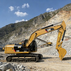รถขุดตีนตะขาบ Caterpillar รุ่น 320b มือสอง สภาพดี จากญี่ปุ่น รุ่น 320bl 320c 320d 320gc 320gx รถขุดมือสองขาย - Product Image 4