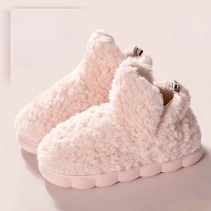 Chaussons en coton de créateur - Nouveau style d'hiver pour femmes, mignons chaussons en coton pelucheux pour hommes - Chaussures décontractées chaudes et confortables - Product Image 6