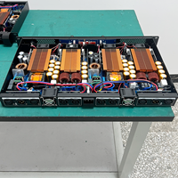 Amplificateur de puissance numérique professionnel 4 canaux 1300W, classe D (avec écran) – Idéal pour KTV, soirées et spectacles sur scène