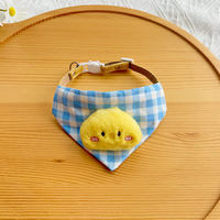 Écharpes pour animaux de compagnie de style mignon, cache-cou en peluche de dessin animé et bandanas pour chiens et chats, accessoires pour animaux de compagnie à carreaux adorables