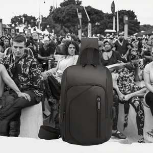 Dernier modèle de gilet tactique Oxford réfléchissant pour la course et la randonnée, sac de poitrine multifonctionnel portable pour le cyclisme et les sports de plein air - Product Image 3