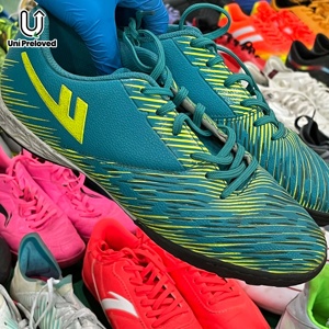 <span class=keywords><strong>Scarpe</strong></span> <span class=keywords><strong>da</strong></span> <span class=keywords><strong>Calcio</strong></span> Usate S24 all'Ingrosso Direttamente dalla Fabbrica, Marca Cinese, Alta Qualità, Fodera in Cotone, Stili Misti per Uomo - Product Image 2