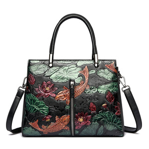 Custom New Retro Female Leather Bag Flowers Pu Leather <b>Tote</b> Bag Handbags Manufacturer Ladies Messenger Shoulder Bag - Product Image 1
