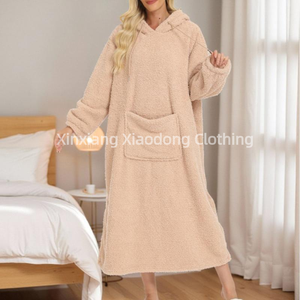 Accappatoio Invernale <span class=keywords><strong>da</strong></span> <span class=keywords><strong>Donna</strong></span> in Flanella Foderato in Pile Spesso con Cappuccio Lungo e Ampio in Pile Corallo per Casa Pigro Pigiama - Product Image 3