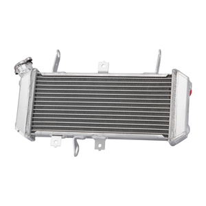 GTGMOTO Nouveau Radiateur en Aluminium à Refroidissement Croisé pour Suzuki SV650 SV650S S/N K5-K9 2005-2009 2007 <span class=keywords><strong>2008</strong></span> Fixation par Vis 100% Testé pour la Tenue des Fuites - Product Image 2