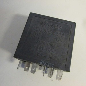 Relè di Controllo Tergicristallo Volkswagen Golf Mk4 (11793 16-4-C-3) Nuovo 4B0955531A Relè Auto per Pompa Audi VW - Product Image 1