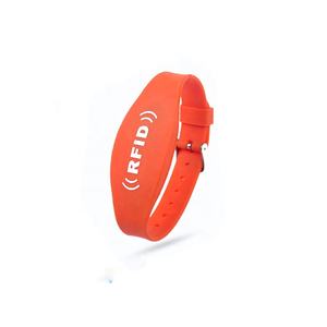 Bracelet Nfc en silicone 13.56mhz personnalisé S50 1k Bracelets Rfid pour parc aquatique - Product Image 4