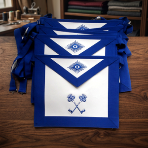 Tablier d'officier de la Loge Bleue Maçonnique, fait main, en similicuir, avec patch brodé personnalisé, Régalia Maçonnique - Product Image 3