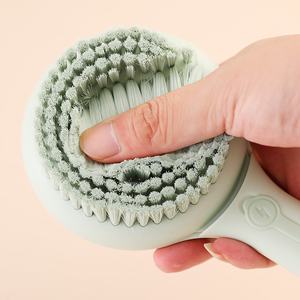 Электрическая щетка-массажер для спины, перезаряжаемая через USB, водонепроницаемая (IP67), 4 скорости и 2 насадки для глубокой очистки и расслабляющего массажа - Product Image 3