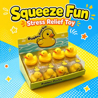 Jouets promotionnels : blocs de construction, argile, petit canard jaune, jouet musical souple et couineur, balle anti-stress personnalisable