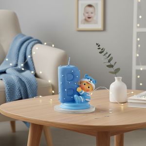 Vela Artesanal de Cera de Soja Azul Cielo H70 MM con Diseño 'Baby Boy' para Bares y Decoraciones Navideñas - Product Image 3