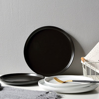 Assiette ronde en céramique de couleur unie mate de vente chaude plats en porcelaine de Steak blanc et noir salade servant de la vaisselle de restaurant