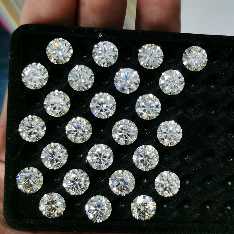 100 carat moissanite stone