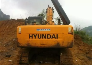 Excavatrice Hyundai 215 de 5 tonnes, type de terrassement - Product Image 6