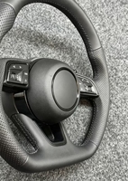 Volant de voiture Audi A4/A3/A5/A6/A7/Q3/Q5/Q7 Sport à fond plat en cuir perforé et fibre de carbone, qualité supérieure de luxe