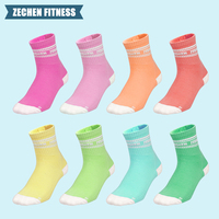 Chaussettes antidérapantes avec compression de la voûte plantaire pour un ajustement sûr Fabricant de chaussettes personnalisées pour chaussettes de sport