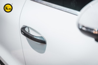 Poignée de porte KM Premium en fibre de carbone de haute qualité, parfaitement adaptée au Macan 95B, améliore l'attrait visuel du véhicule Kburning Body Parts