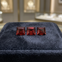 Pierres précieuses facettées carrées en grenat rouge naturel de 2,0 mm à 8,0 mm pour la fabrication de bijoux et la vente en gros de pierres en vrac