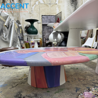 Table basse en fibre de verre peinte à la main, art abstrait, table centrale personnalisée en FRP avec peinture graffiti colorée pour galerie, designer, showroom