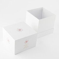 Vente chaude personnalisé imprimé recyclé personnalisé filles petite boîte de papier d'emballage cadeau