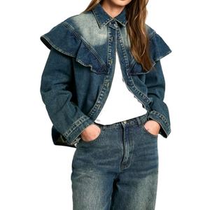 เสื้อเชิ้ตยีนส์ผู้หญิงดีไซน์ใหม่ โลโก้สั่งทำได้ ทรงโอเวอร์ไซส์ แต่งระบายที่ไหล่ สีน้ำเงินกลาง - Product Image 3