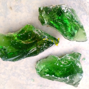 หินแก้วสีเขียวธรรมชาติสำหรับตกแต่งบ้านและจัดสวน - Product Image 3