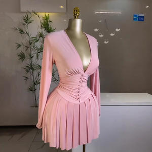 Vestido de Manga Larga para Mujer Truen con Cuello en V Plisado, Cintura Ajustada y Efecto Adelgazante, Patrón Sólido, <span class=keywords><strong>Falda</strong></span> <span class=keywords><strong>Corta</strong></span> Plisada - Product Image 2