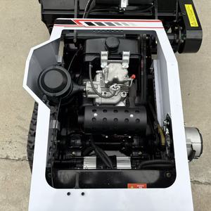 Nouvelle tondeuse à gazon robotisée à moteur diesel pour usage domestique, avec largeur de coupe réglable ; tondeuse à gazon sur chenilles télécommandée. - Product Image 3