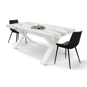 Table à manger effet marbre avec pieds croisés blancs, base en MDF, usage intérieur - Product Image 5