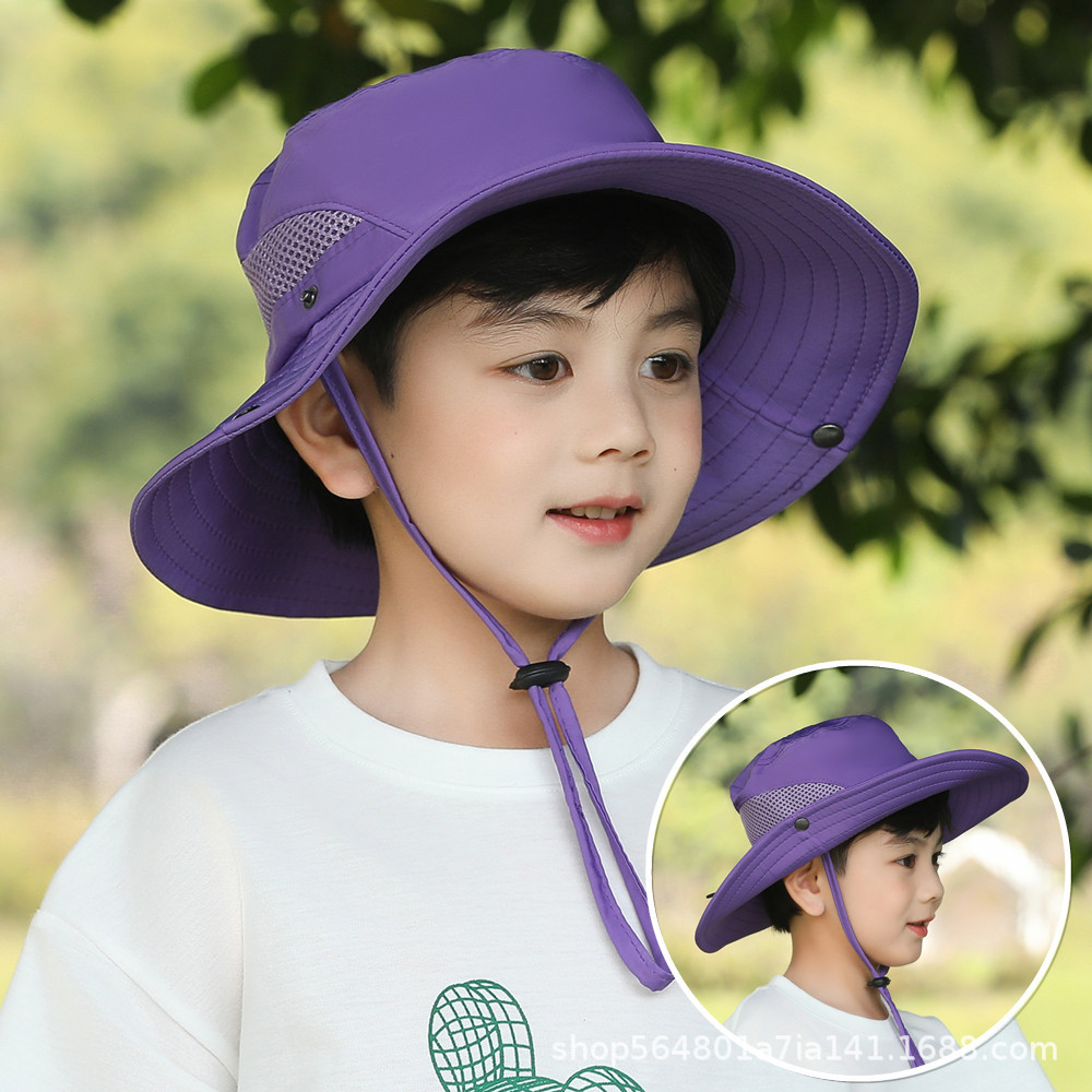 Children 2-8 years old (violet)