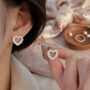 Vendita calda Vintage di tendenza in oro rosa orecchini a bottone con conchiglia incrociata di perle Design graziosi gioielli eleganti per ragazze all'ingrosso - Product Image 3