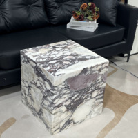 Table d'appoint en marbre Calacatta Viola de qualité supérieure, forme de socle massif, pour la décoration intérieure des salons de villas et des halls d'hôtels