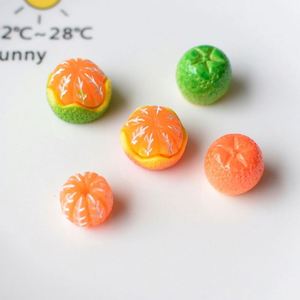 Perles en plastique 3D faites à la main en forme de fruits (mandarine, orange) avec époxy UV, pour bonbons, jouets, bijoux et matériaux de remplissage – Adorables perles - Product Image 2