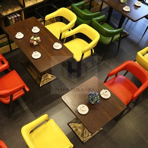 Diseño industrial Estilo Café Mesas Sillas para interiores Restaurantes Venta al por mayor Barato Hierro Muebles Hoteles Bares Parques Almacenes - Product Image 1
