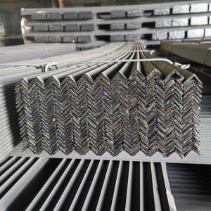 Fournisseur <span class=keywords><strong>d</strong></span>'usine <span class=keywords><strong>d</strong></span>'angles en <span class=keywords><strong>acier</strong></span> au carbone de qualité supérieure ASTM A572 80x80x8mm 120x120x15mm S235 S275, profil égal - Product Image 5